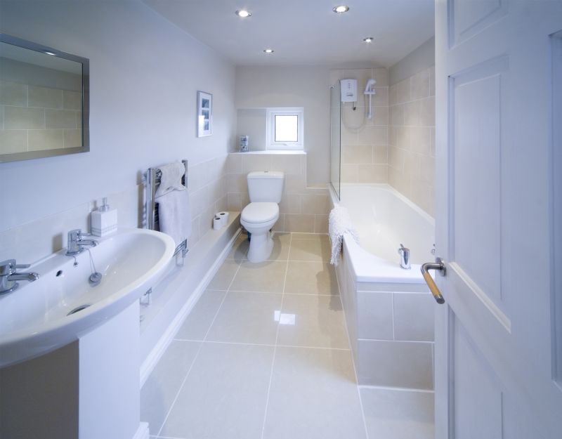 Contemporary Bathroom Features
